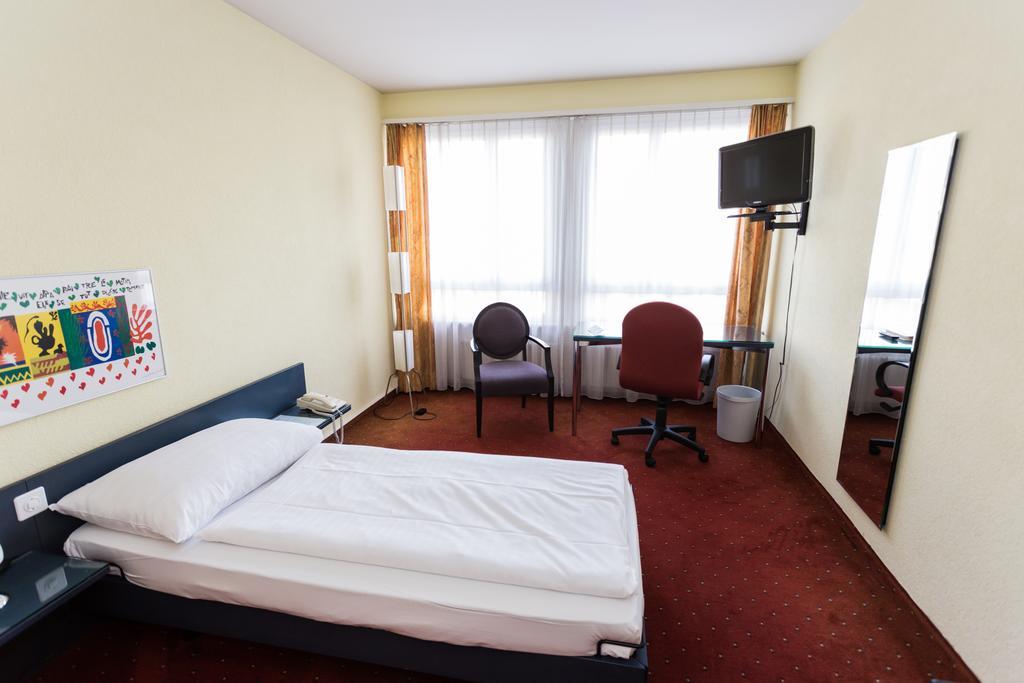 Hotel Comedie Geneva Exterior photo